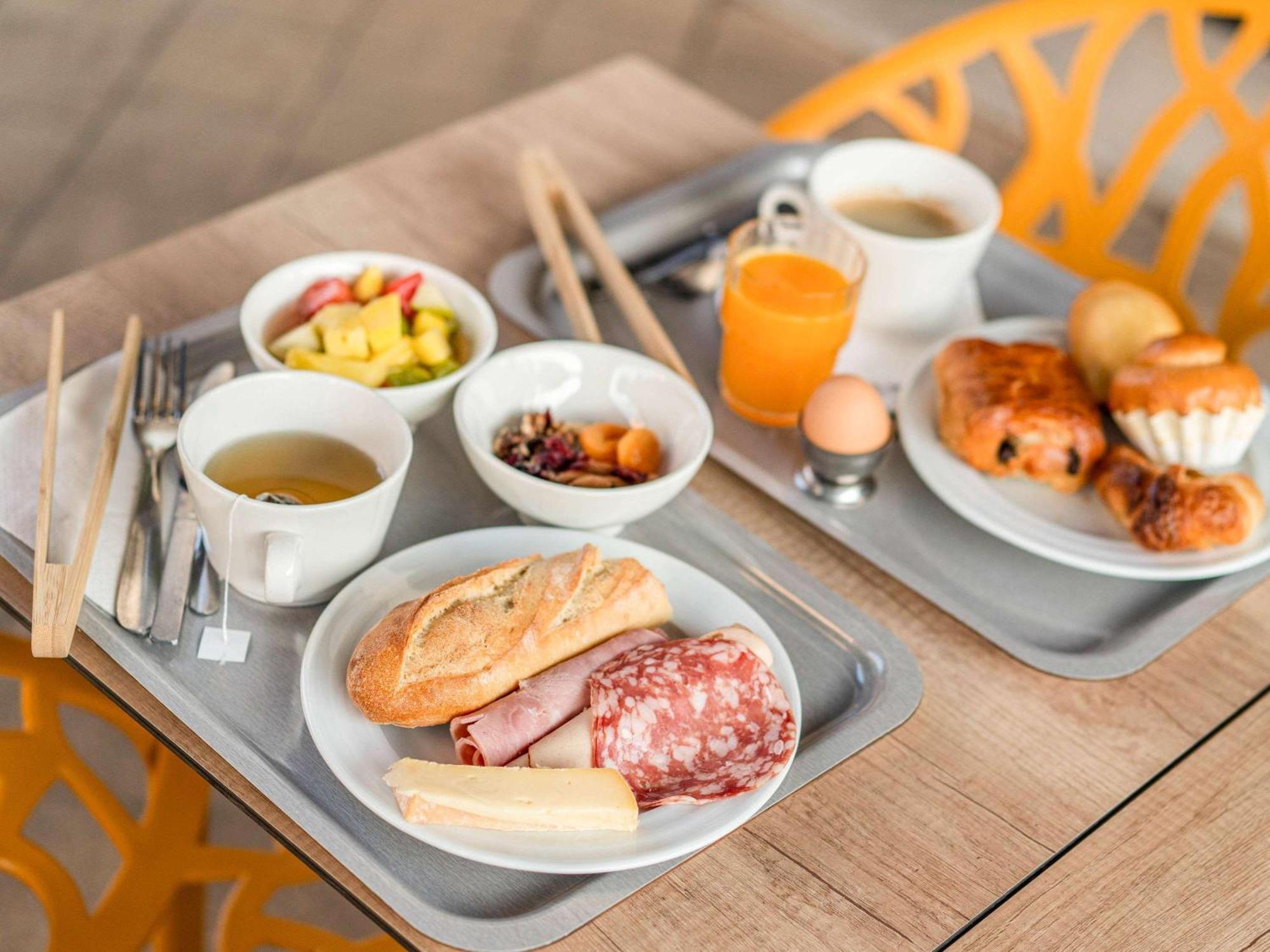 Отель Ibis Montpellier Centre Polygone Экстерьер фото